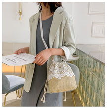 Load image into Gallery viewer, Women's Straw Knitted Shoulder & Handbag